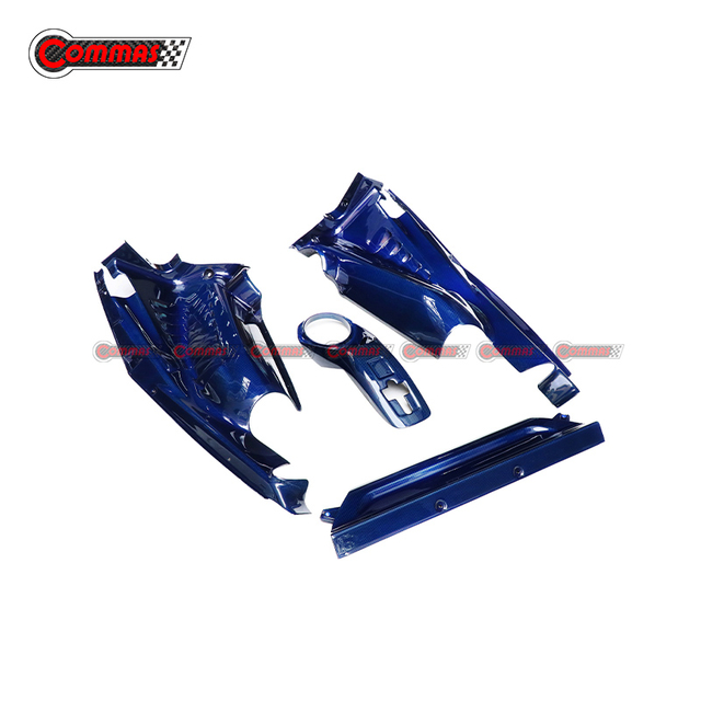 Copertura del kit corpo vano motore in fibra di carbonio stile Mansory per Ferrari F8