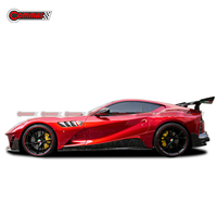 Parafanghi laterali in fibra di carbonio stile Mansory per Ferrari 812