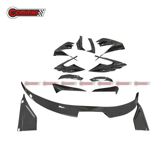 Kit carrozzeria Ferrari F8 Mansory in fibra di carbonio a secco