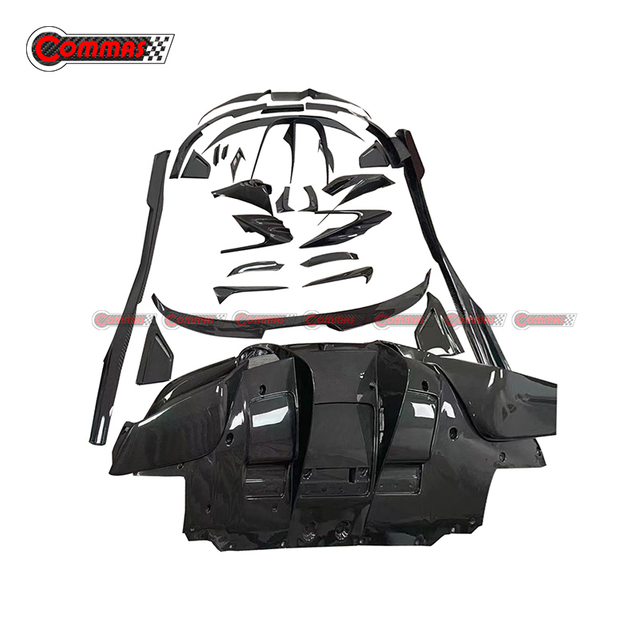 Kit corpo in fibra di carbonio stile Mansory per Ferrari F8