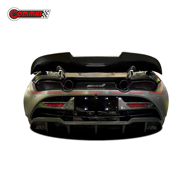 Kit corpo in fibra di carbonio RYFT per Mclaren 720S