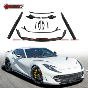 Kit corpo in fibra di carbonio a secco stile Novitec per Ferrari 812