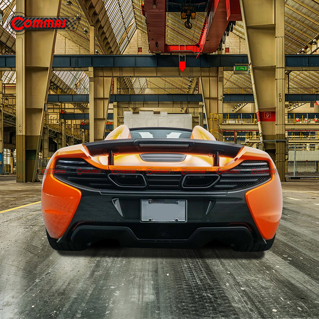 Paraurti posteriore in fibra di carbonio stile OEM per Mclaren 650S