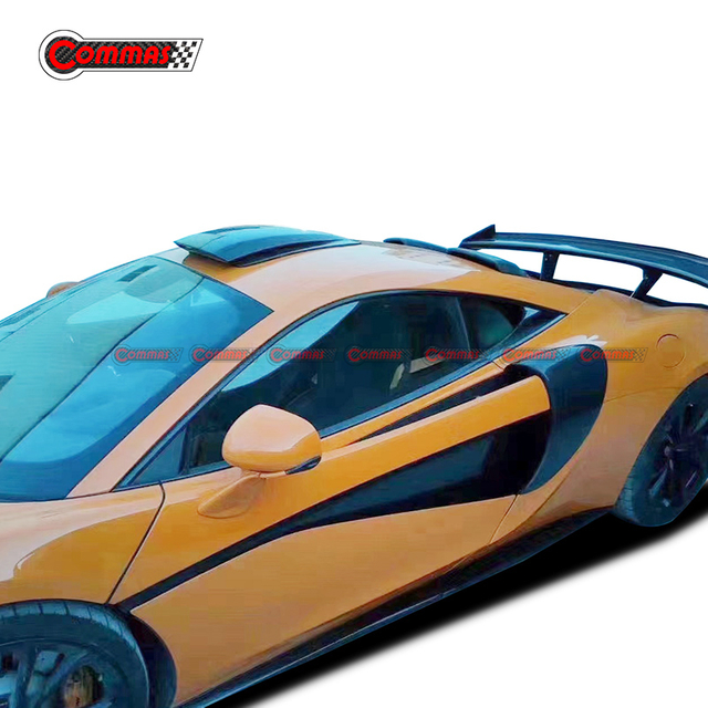 Copertura dello sfiato del tetto in fibra di carbonio stile Novitec per Mclaren 540S 570S 570GT