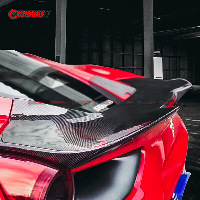 Spoiler posteriore Ducktail in fibra di carbonio stile Misha per Ferrari 488 GTB