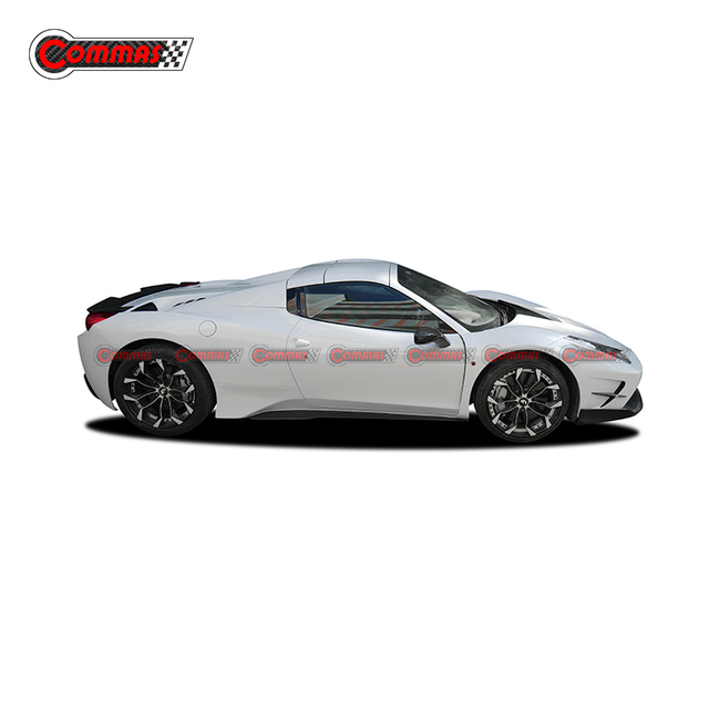 Kit carrozzeria in fibra di carbonio stile Misha per Ferrari 458