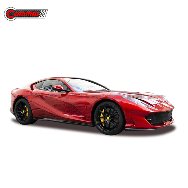 Minigonne laterali OEM in fibra di carbonio per Ferrari 812