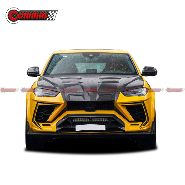 Kit corpo largo in fibra di carbonio stile Mansory per Lambroghini URUS
