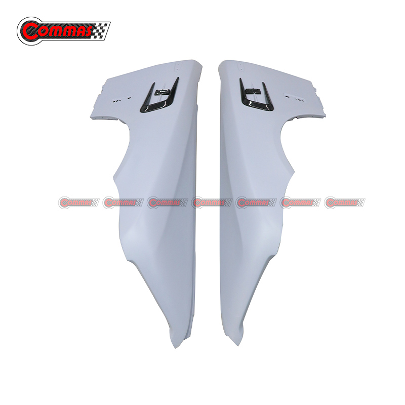 Parafango Rolls Royce Wraith in fibra di carbonio a secco