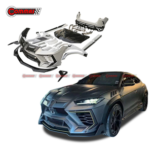 Kit carrozzeria Mansory in mezza fibra di carbonio per Lamborghini Urus