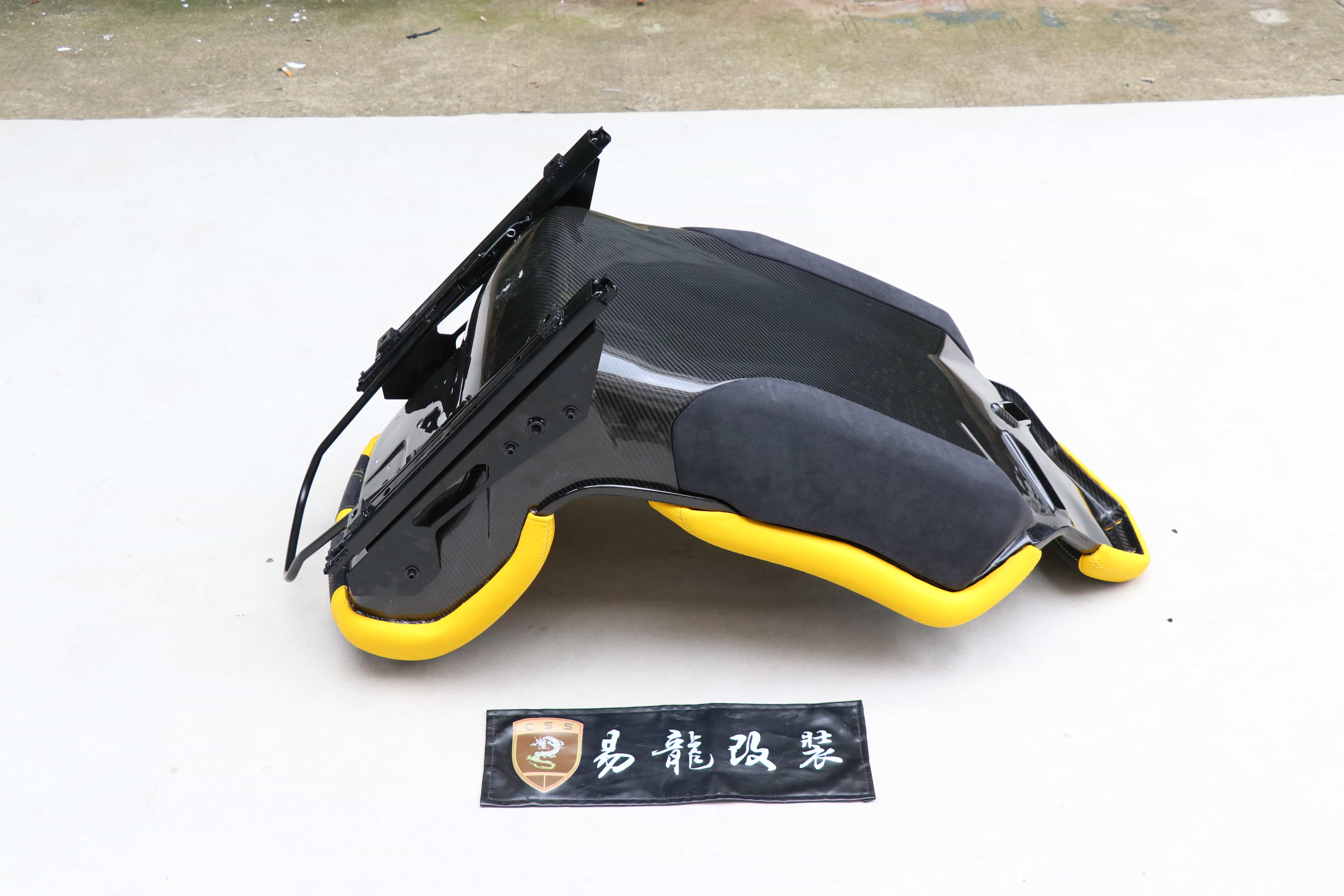 Sella Lambroghini Aventador SVJ 