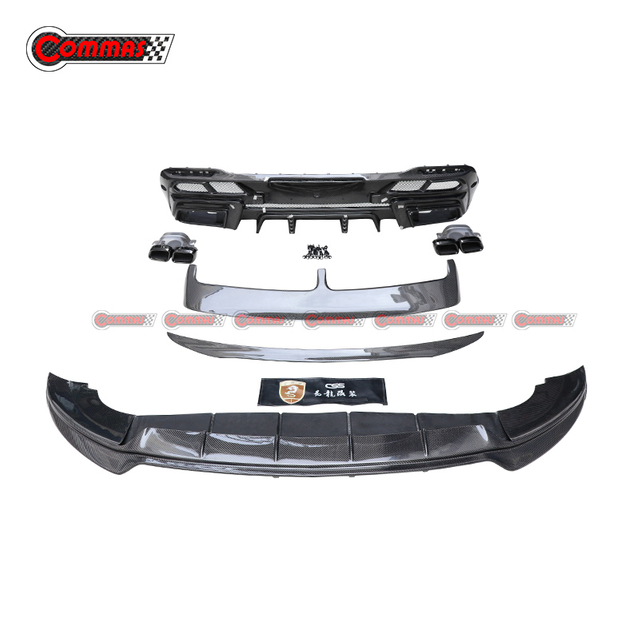 Kit corpo in fibra di carbonio stile Larte per Mercedes Benz GLE SUV