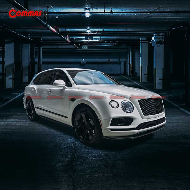 Minigonne laterali W12 in fibra di carbonio in edizione limitata per Bentley Bentayga