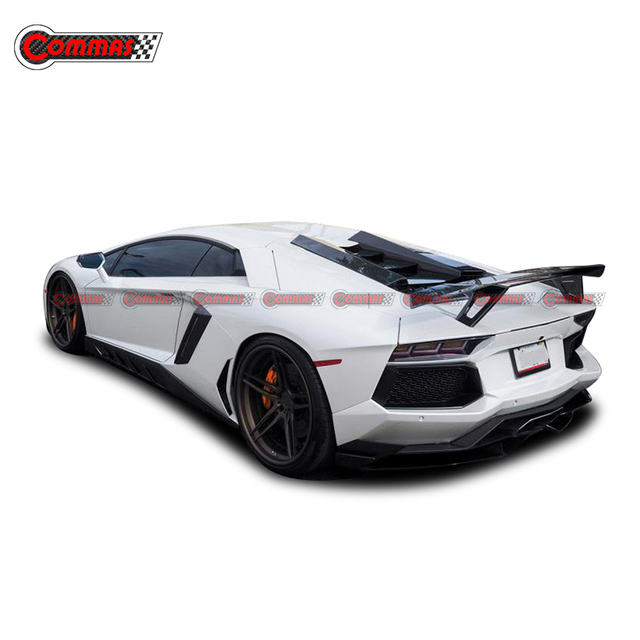 Prese d'aria per cofano motore in fibra di carbonio stile Novitec per Lamborghini Aventador 