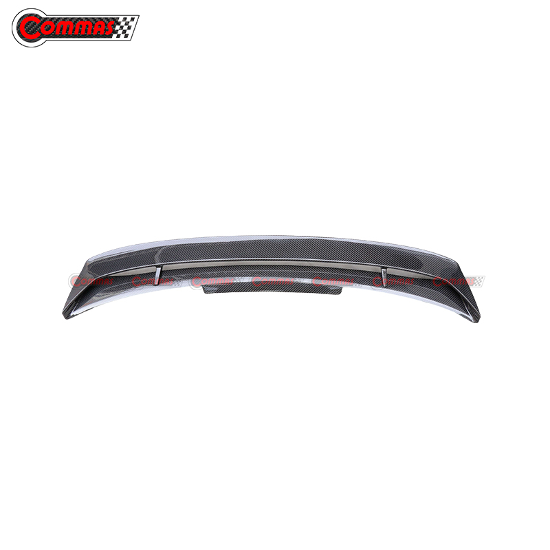 Ala posteriore Bentley Bentayga in fibra di carbonio