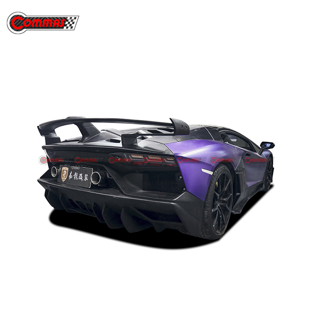  Kit corpo in fibra di vetro Svj Style per Lamborghini Aventador Lp700