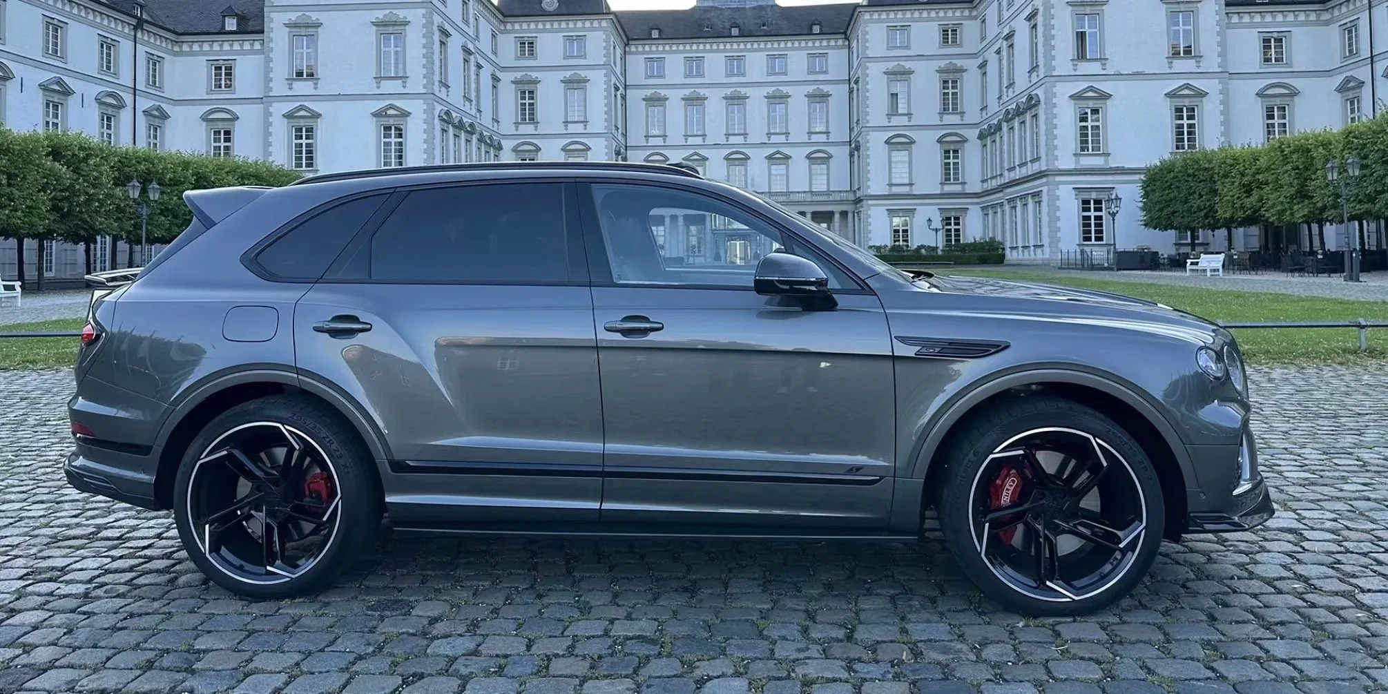 Kit carrozzeria Bentley Bentayga in fibra di carbonio